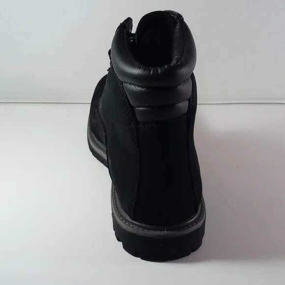 - Boot - Picture 3 of 7